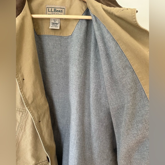 L.L. Bean Men's Khaki Chore Coat - Picture 7 of 7
